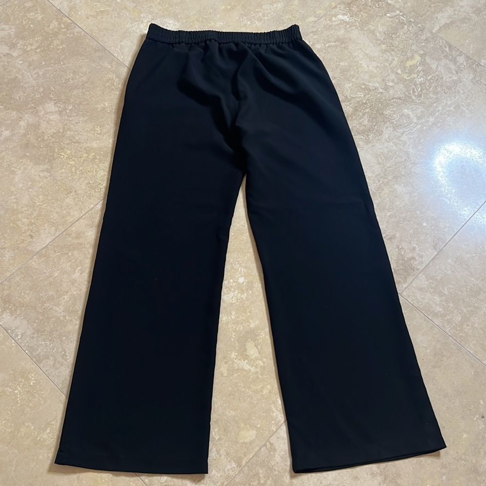 💕Women’s Pants💕  - Picture 4 of 9